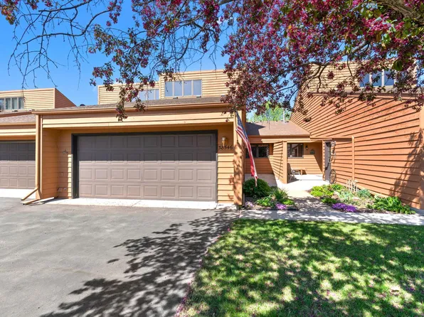 38546 Grand Ave, North Branch, MN 55056