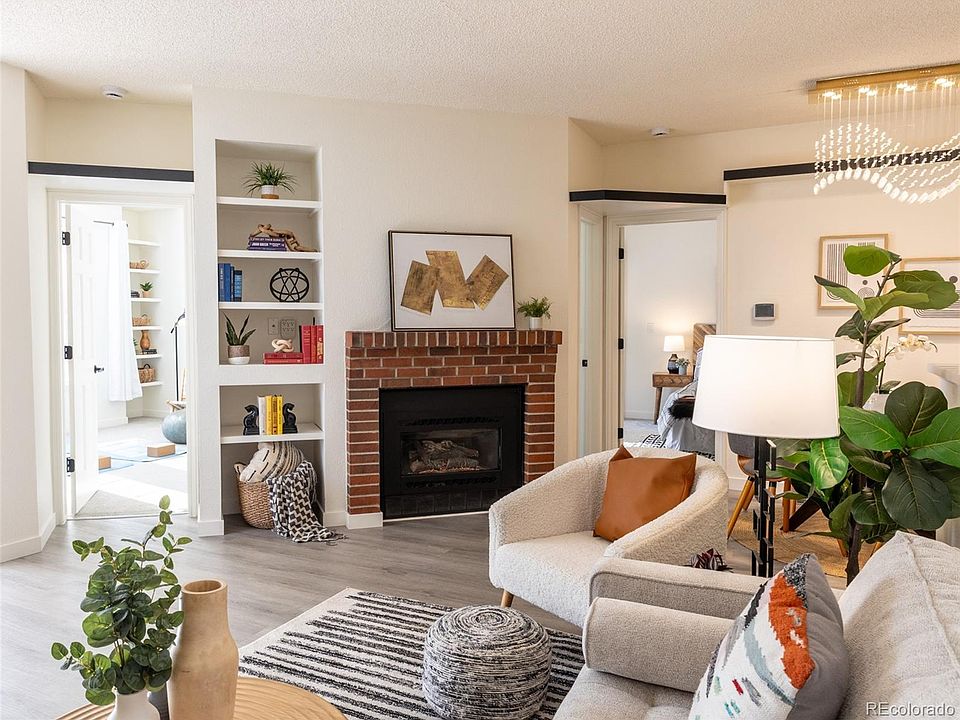1st image of 3016 W Prentice Avenue #L