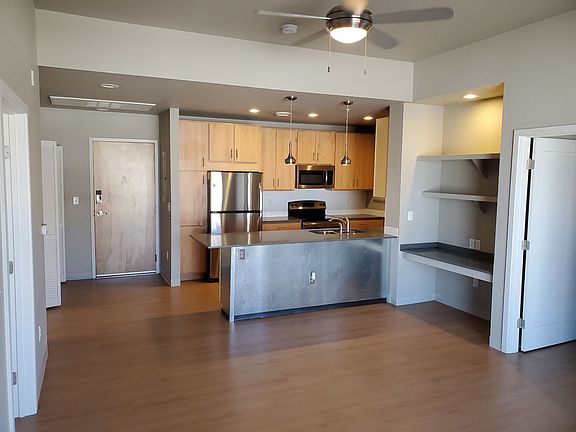 4th image of 412 S Nevada Ave #406