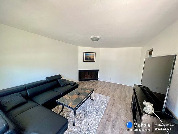 3rd image of 507 E Leland Ave