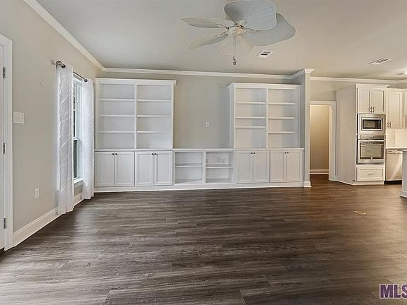 4th image of 302 Secret Garden Ln