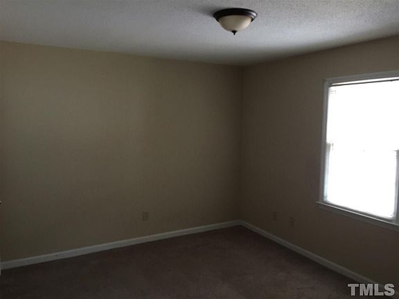 5th image of 22A N Sussex Dr