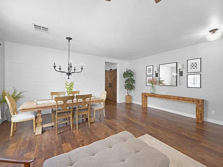 1294 E Apricot Ln — Photo 6