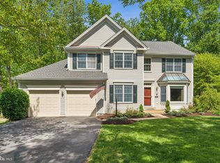 13213 Windy Leaf Ct, Woodbridge, VA 22192
