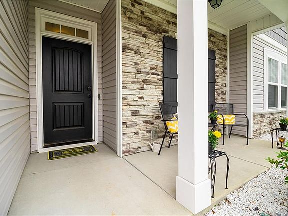 4th image of 5857 Crepe Myrtle Dr
