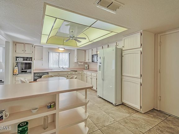 3rd image of 1307 LEISURE WORLD --