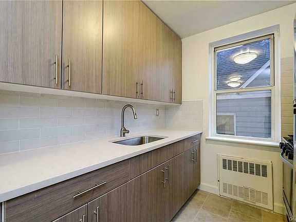 3rd image of 4380 Vireo Ave APT 1O
