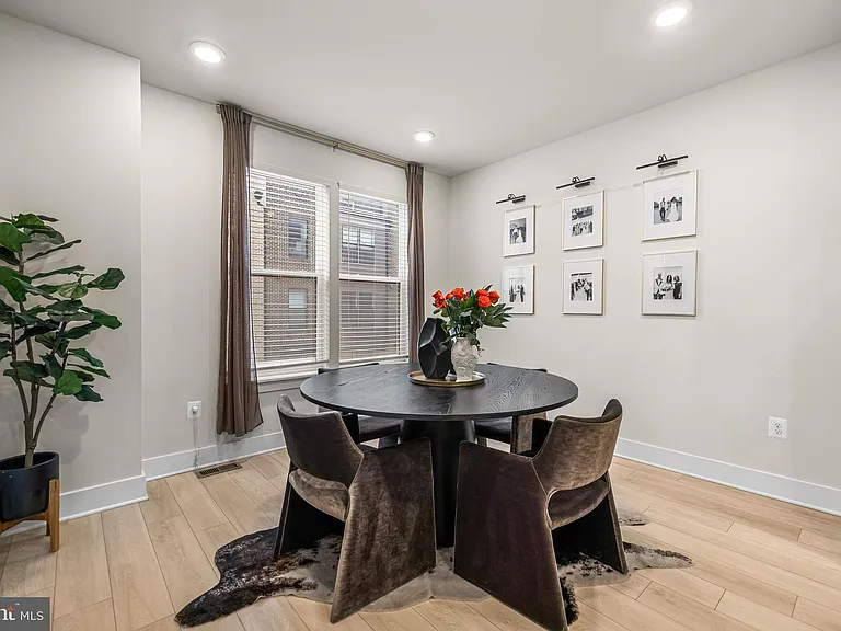 108 Glass Ln — Photo 18