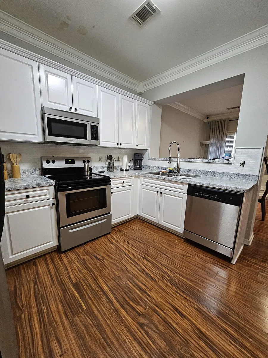 Building Photo - 1201 Primrose View Cir