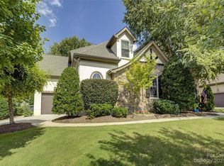 10303 Wabeek Ct, Charlotte, NC 28278