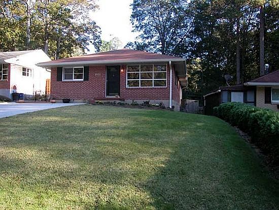 4th image of 2125 Arlington Ave
