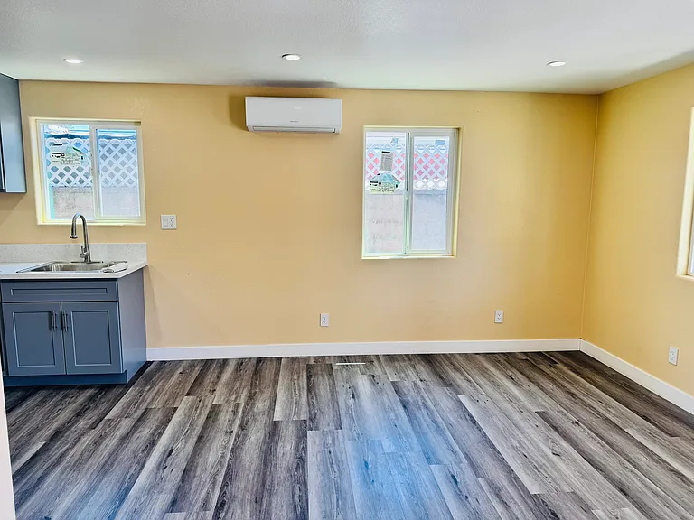 10930 Otis St — Photo 3