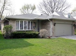 826 Gardner Rd, Flossmoor, IL 60422