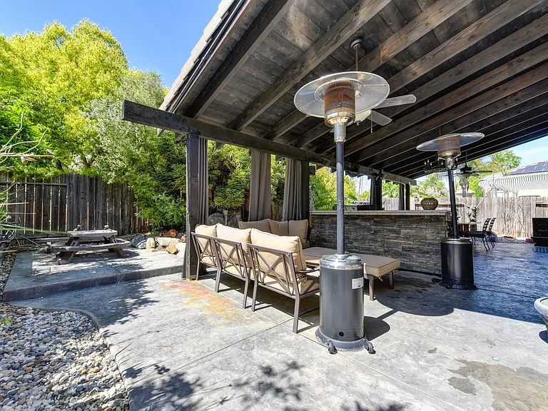 4709 Wyndview Dr — Photo 43