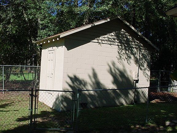 5th image of 108 Lakeview Dr