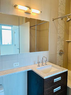 5th image of 229 W 60th St APT 23T
