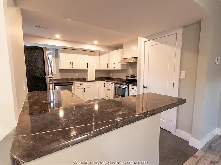 3134 Riberdy Rd #LOWER — Photo 8