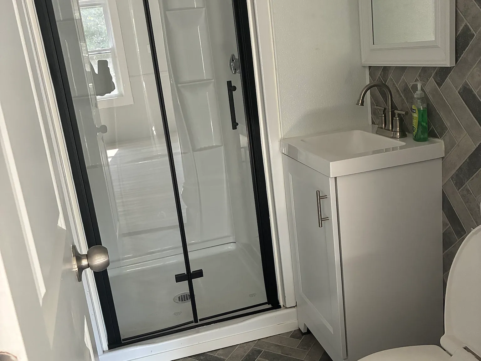2 bed, 1100 sqft, $1,950 — Photo 3