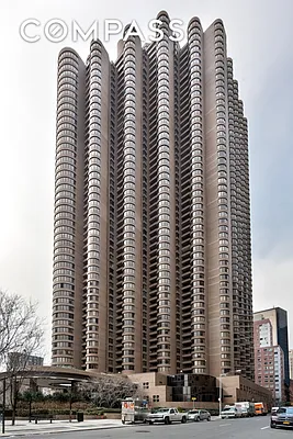 Rented by Compass | media 24