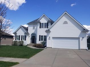 1338 Shalene Cir, Wahoo, NE 68066