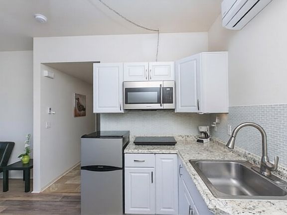 5th image of 458 Manawai St APT 1103B
