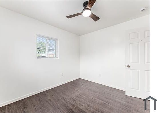 3rd image of 940 Shoemaker Ave #2