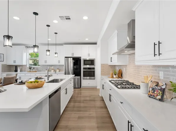 32084 Richardson St, Menifee, CA 92584