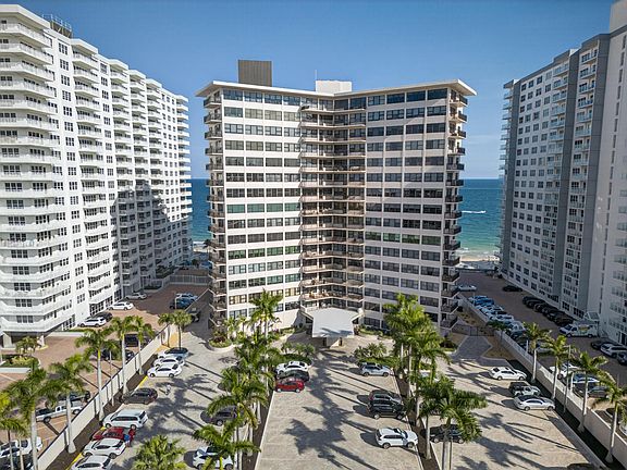 2nd image of 3800 GALT OCEAN Drive #105