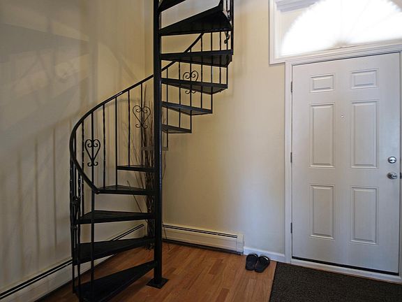5th image of 905 N Stephenson Hwy APT 29