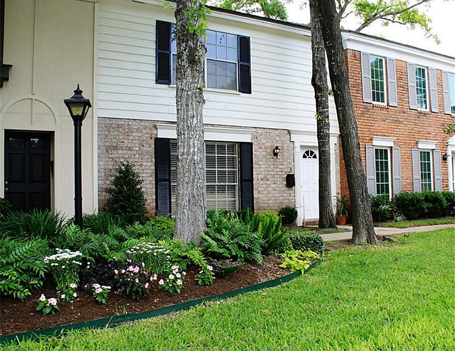 1st image of 9704 Westview Dr #4