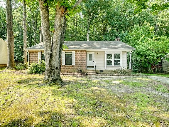 3rd image of 4613 Kellywood Dr