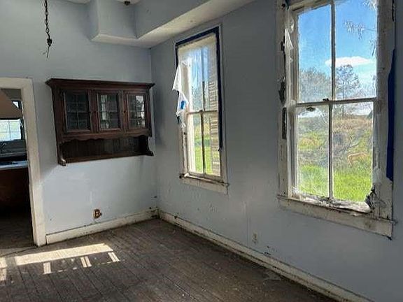4th image of 1314 6th St