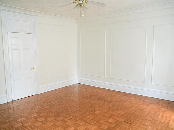 2nd image of 448 W 49th St APT 4B