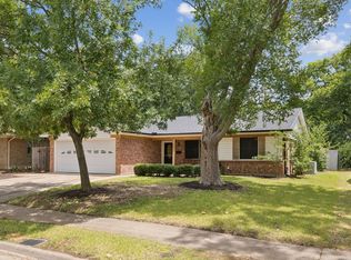 2321 Diana Dr, Sherman, TX 75092