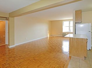4430 Douglaston Pkwy, Little Neck, NY 11363