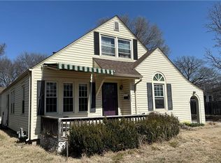 717 W 7th St, Ottawa, KS 66067