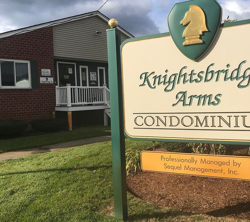 1st image of 2 Knightsbridge Dr #5K306