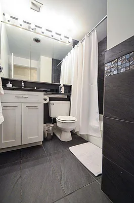 Rented by Shalimar G Realty Corp | media 11