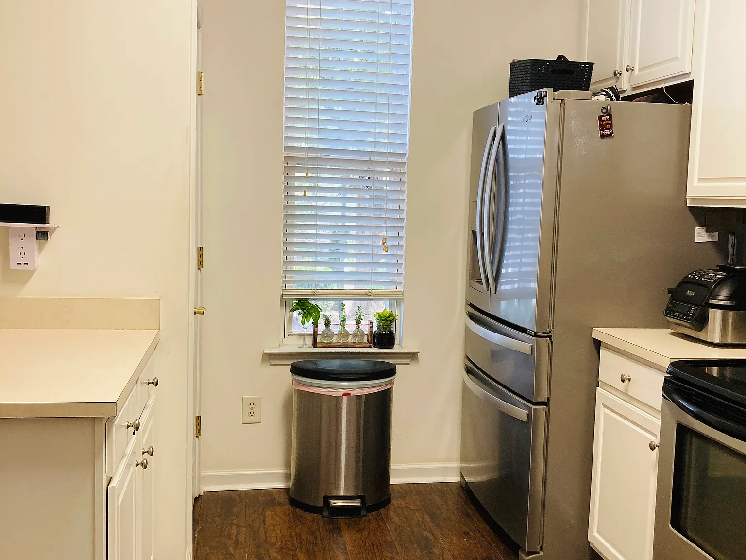 3 bed, 1678 sqft, $2,200 — Photo 4