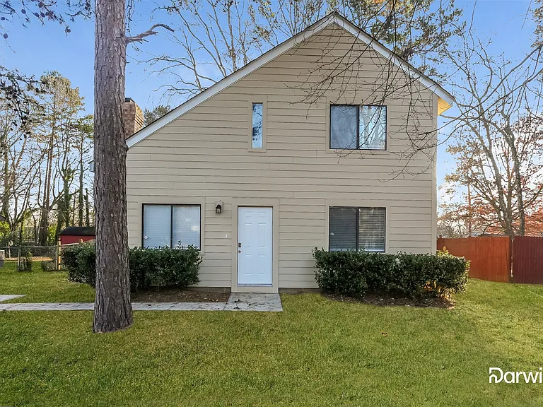 6525 Piney Path Rd — Photo 1
