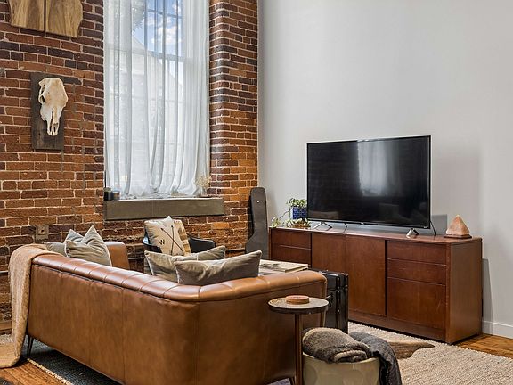 2nd image of 1350 Rosa L Parks Blvd APT 335