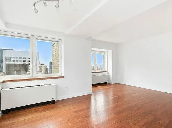 425 5th Ave APT 40A, New York, NY 10016