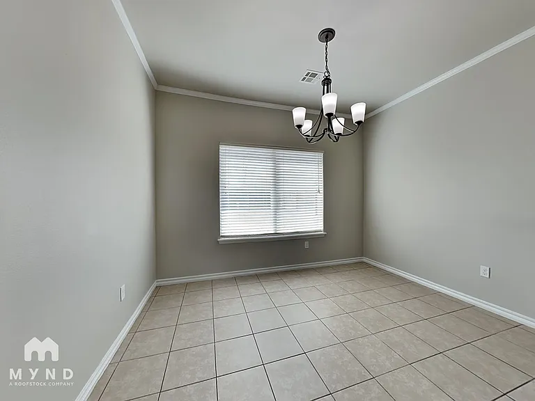 1101 Midway Rd — Photo 4