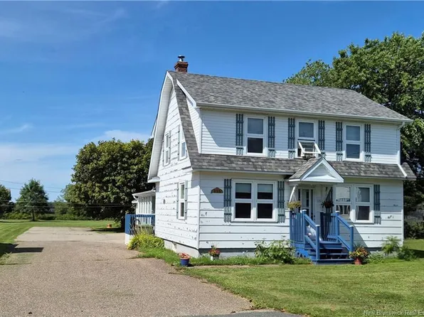 115 Degrace, Shippagan, NB E8S 1H2