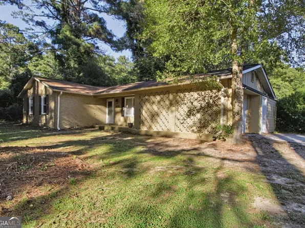 5390 Feldwood Rd, Atlanta, GA 30349
