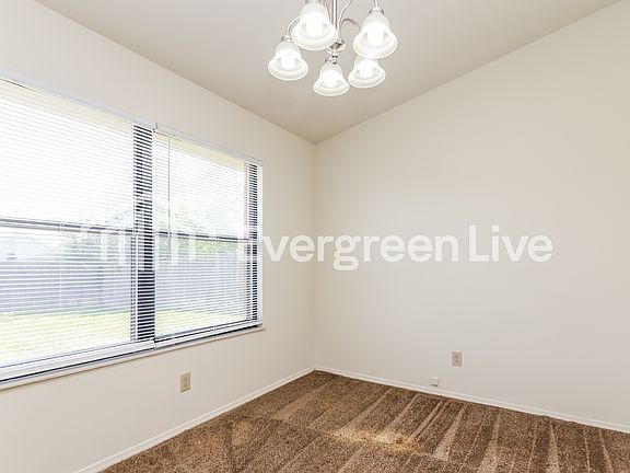 5th image of 6621 Deer Knolls Dr