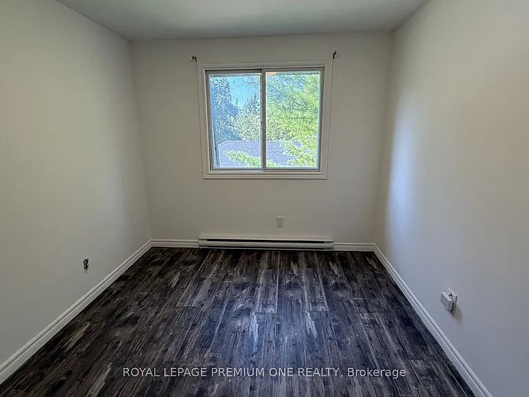 512 Mosley St #WHOLE HOUSE — Photo 40