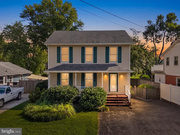611 Marshall St, Deale, MD 20751