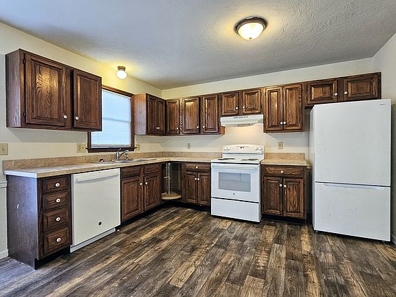 4th image of 137 Millview Ct #L-0137