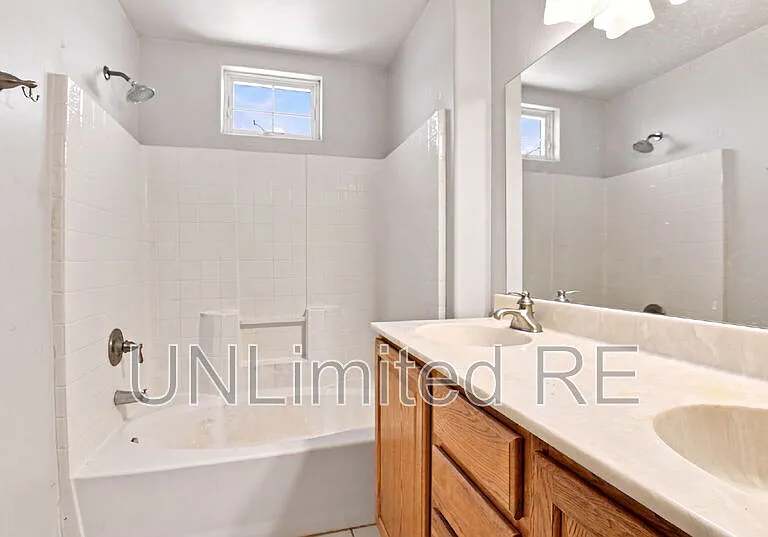 2455 W Silverton Dr — Photo 23